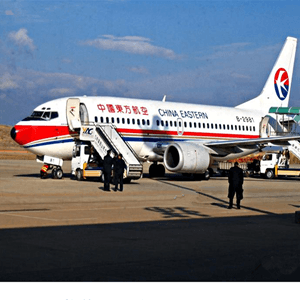 张家界机场空运航空快运业稳步发展的原因是什么？